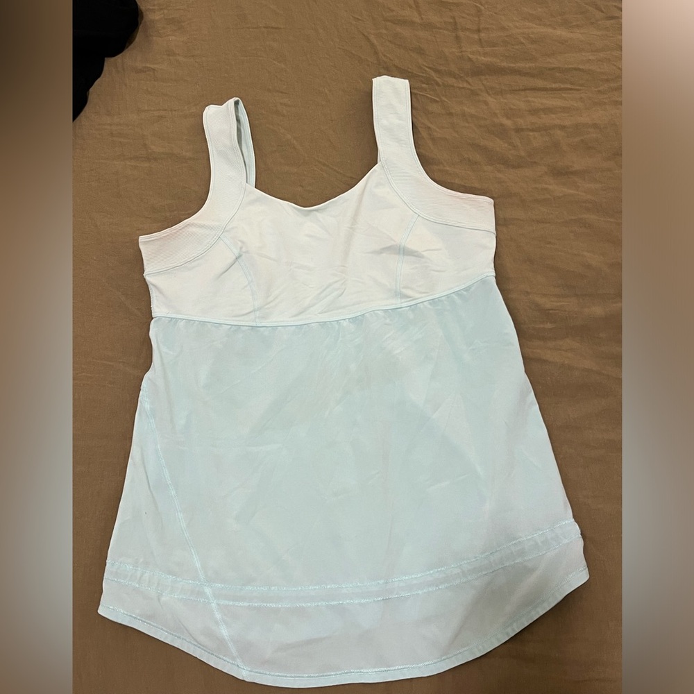 Lululemon tank